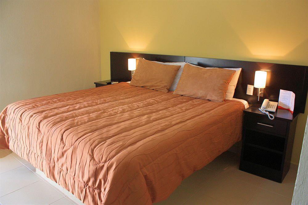Gamma Leon Hotel Kültér fotó