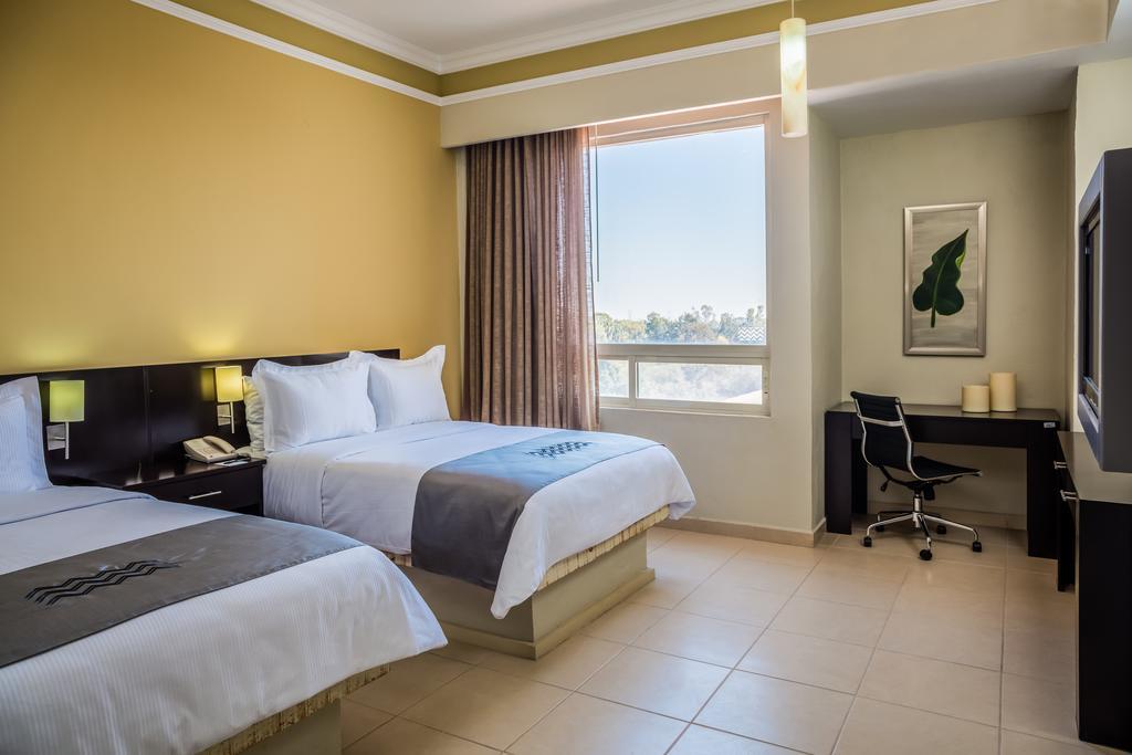 Gamma Leon Hotel Kültér fotó