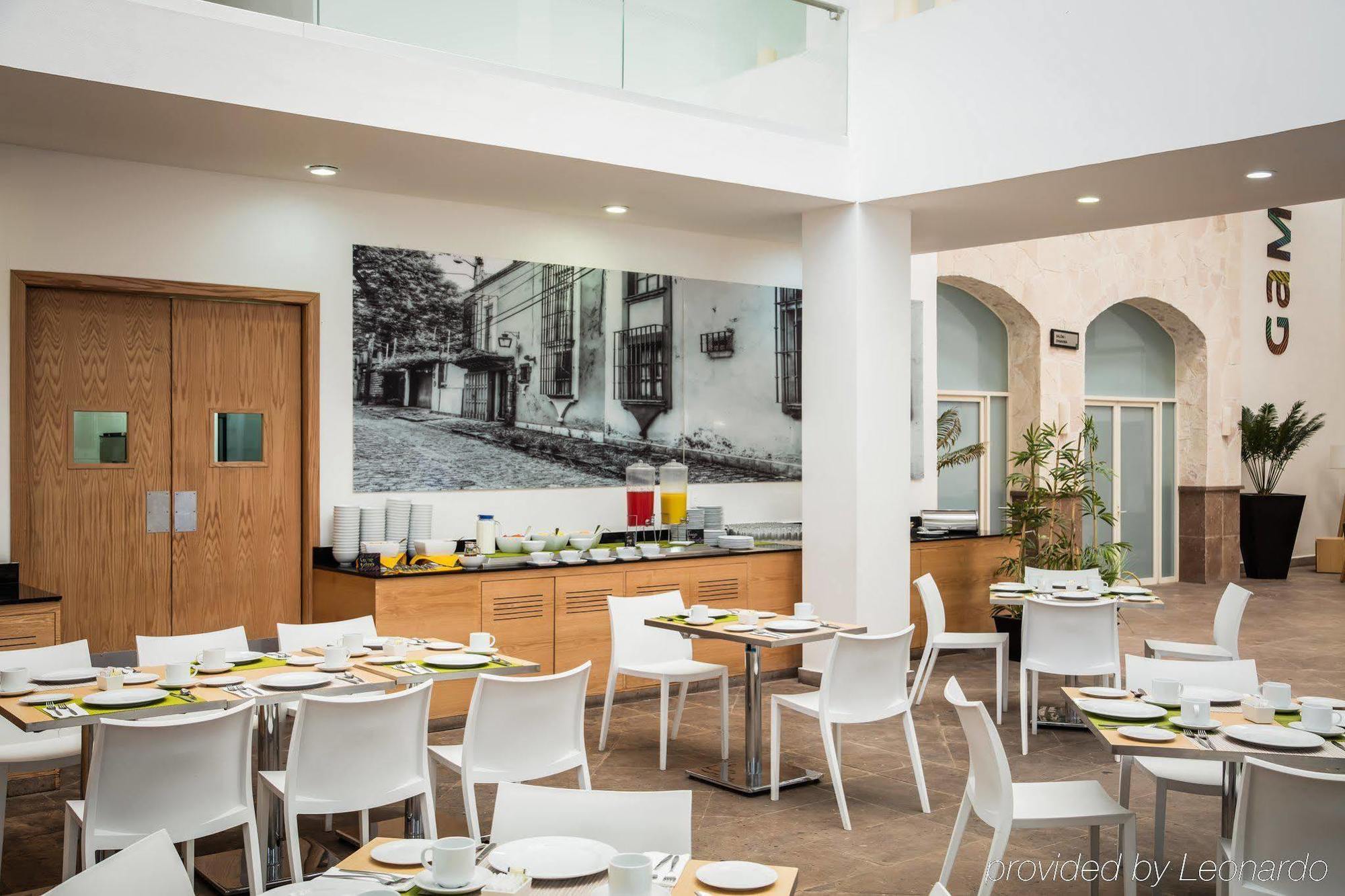 Gamma Leon Hotel Kültér fotó