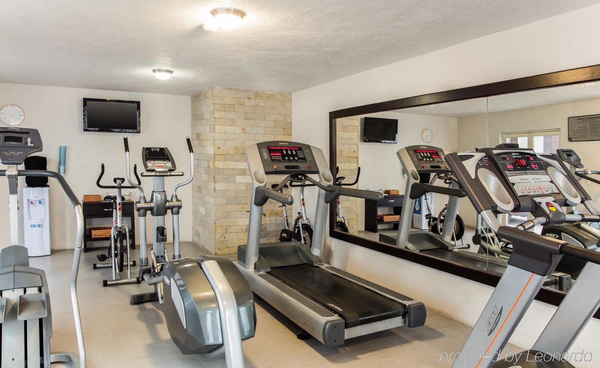 Gamma Leon Hotel Kültér fotó